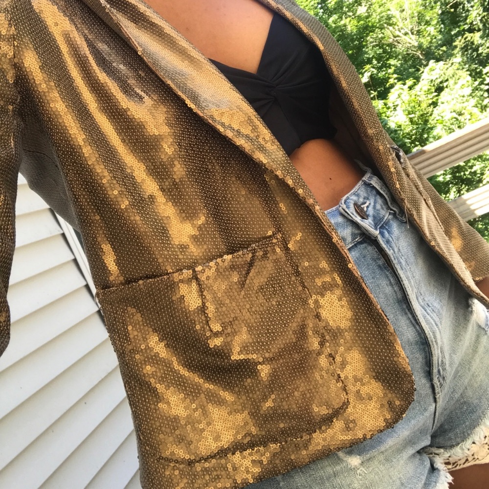 Gold blazer <3